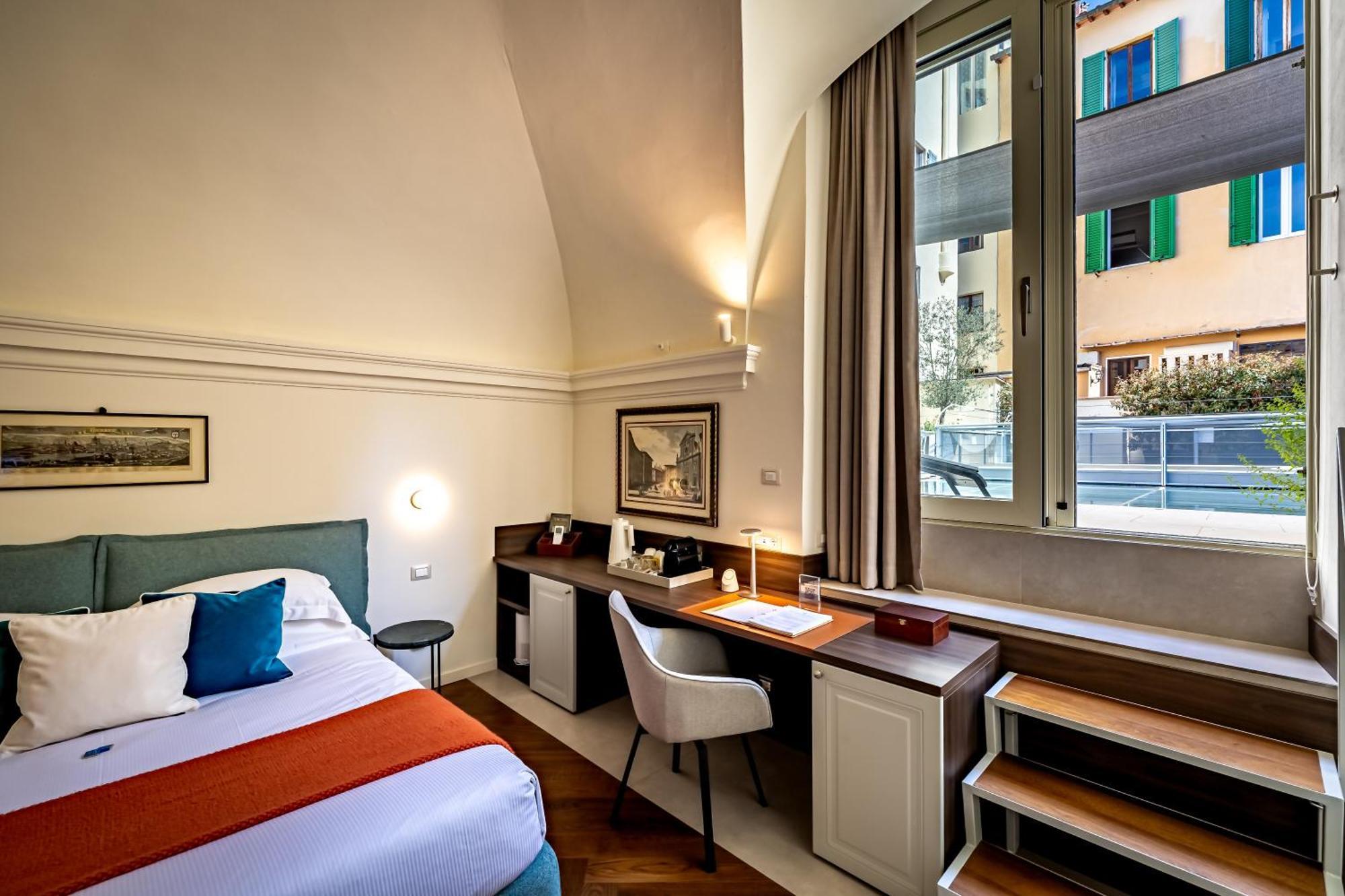 Dimora Collection - Le Corti - Boutique Luxury Suites In A Restored 13Th Century Convent, With Sauna And Gym (Adults Only) Florencia Exterior foto